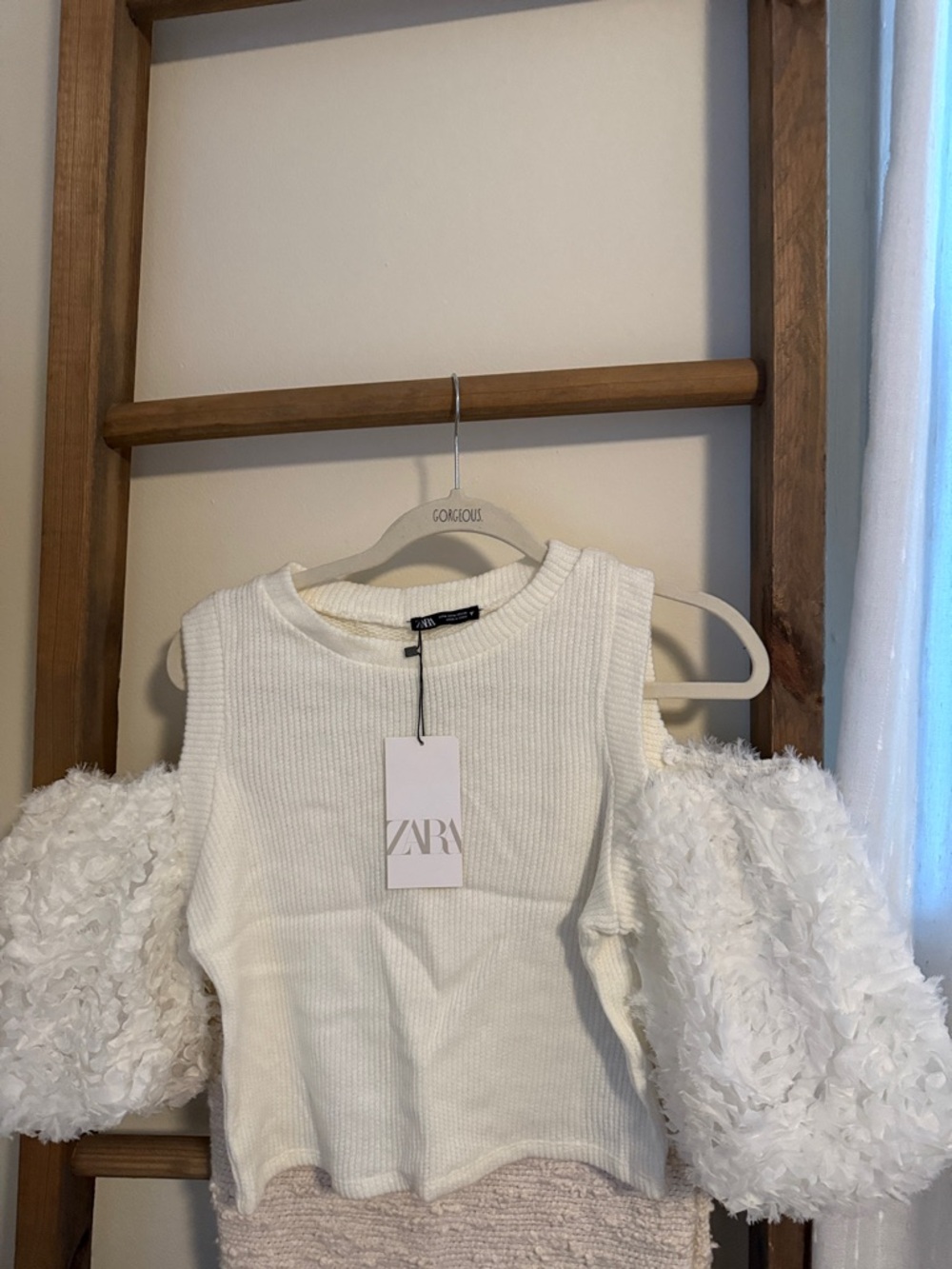 Zara White Sleeveless Knit Top with Floral Puff Sleeves